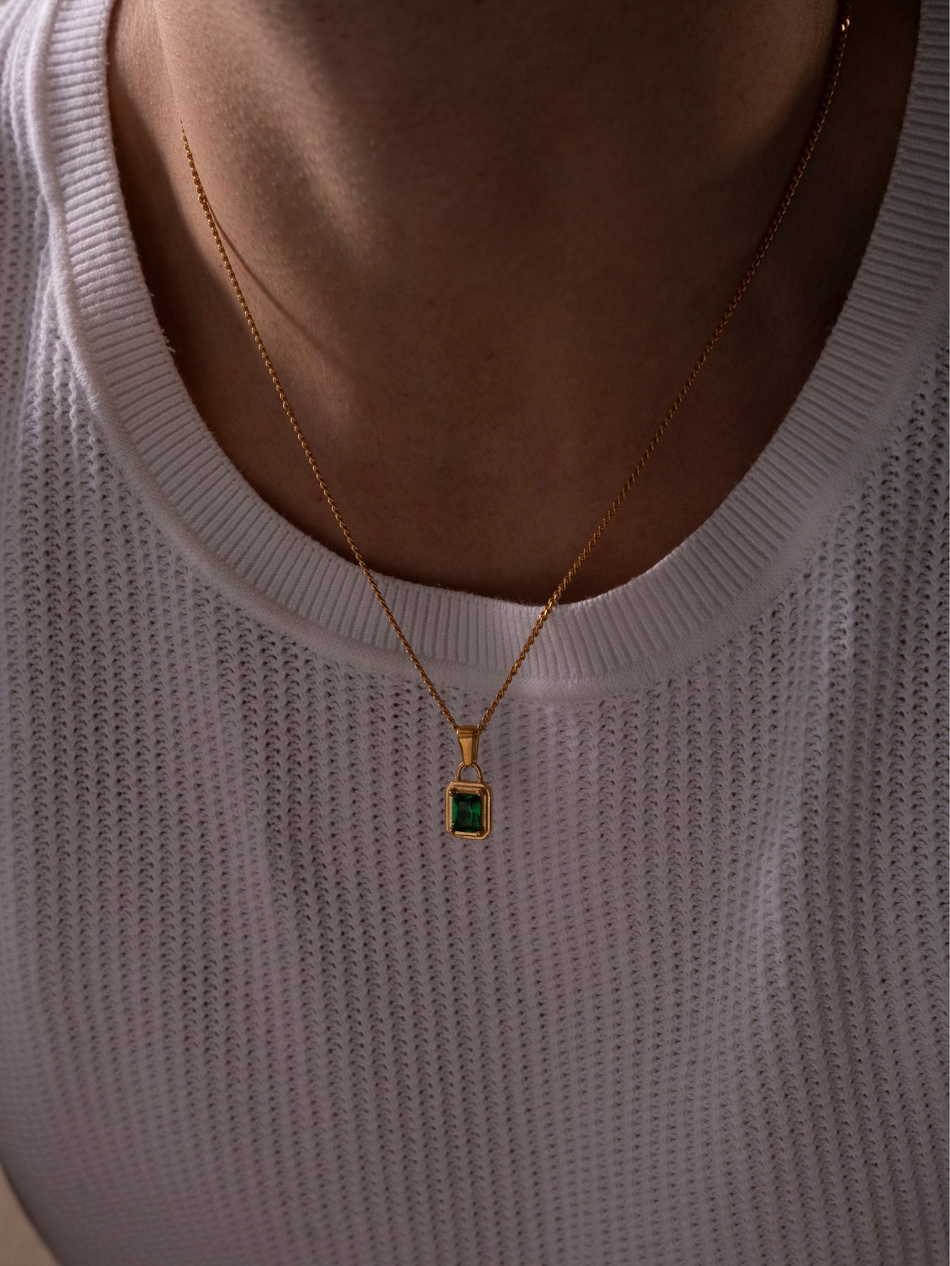GREEN GEMSTONE NECKLACE | 18K Gold